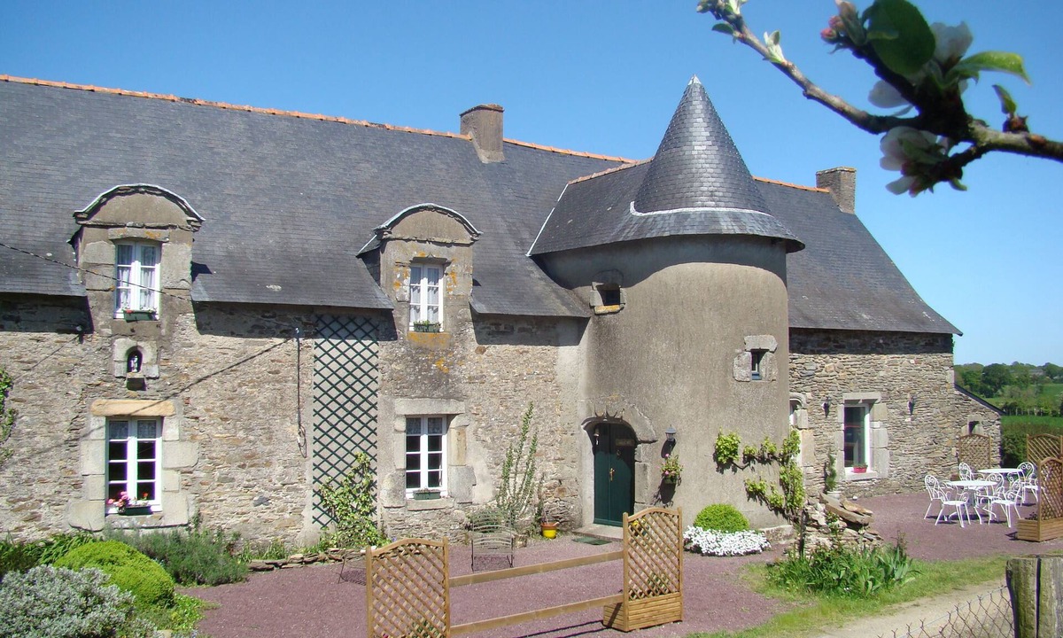 Campbon Other | The Manor of Coutable