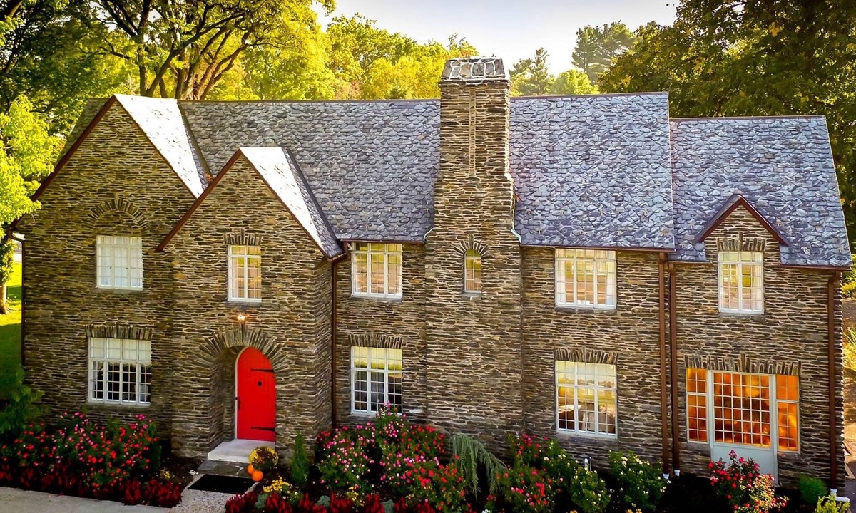 Harrisburg - Hershey Bed & Breakfast | The Manor on Front