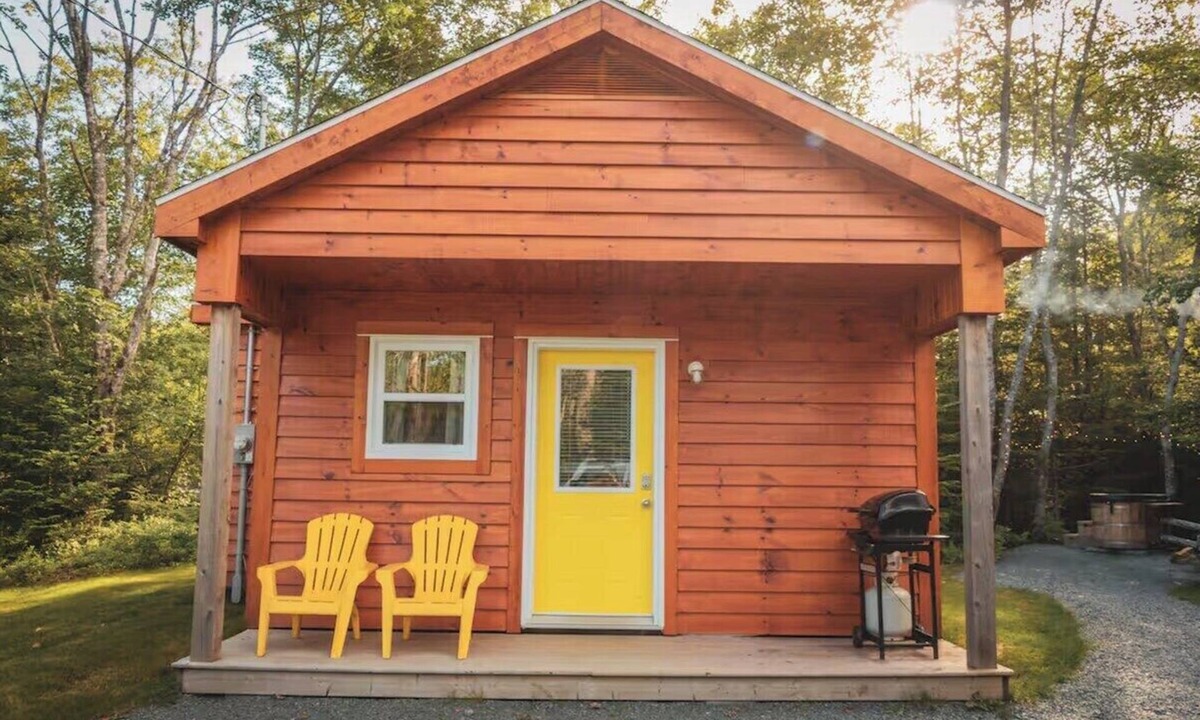 Halifax County Cottage | The Maple, West Porters Lake