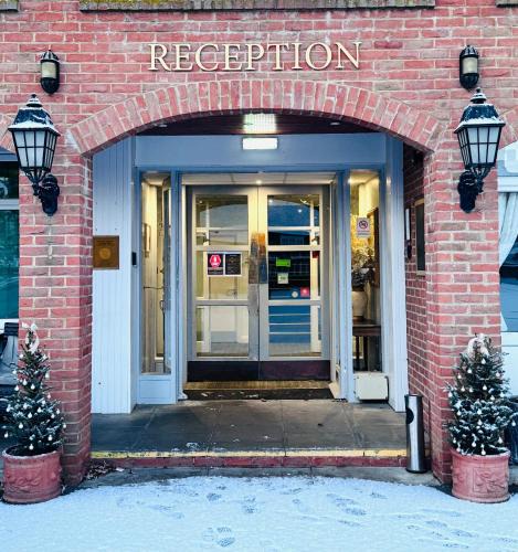 March Hotel | The March Hotel