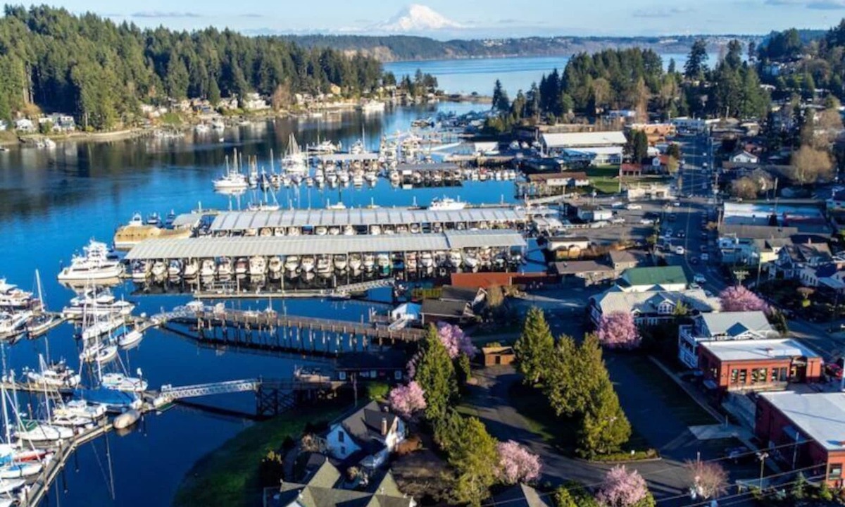 Gig Harbor Hotel | The Maritime Inn