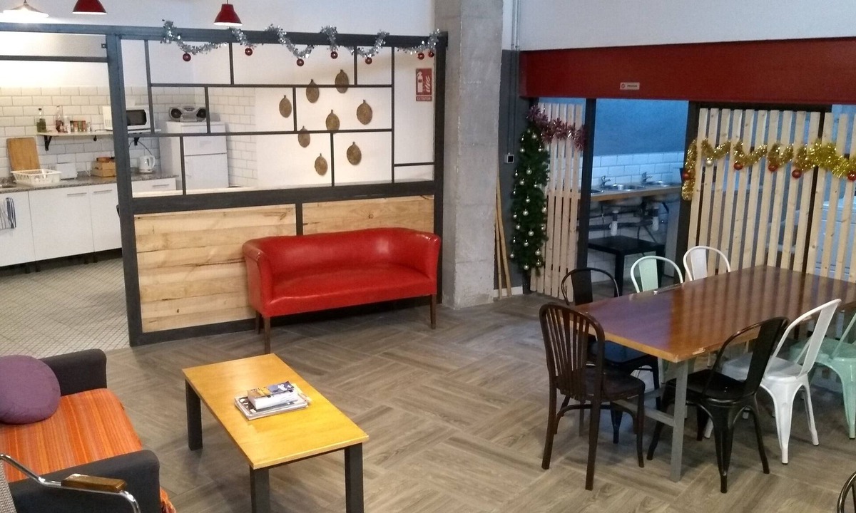 San Anton Hostel | The Market Hostel Alicante