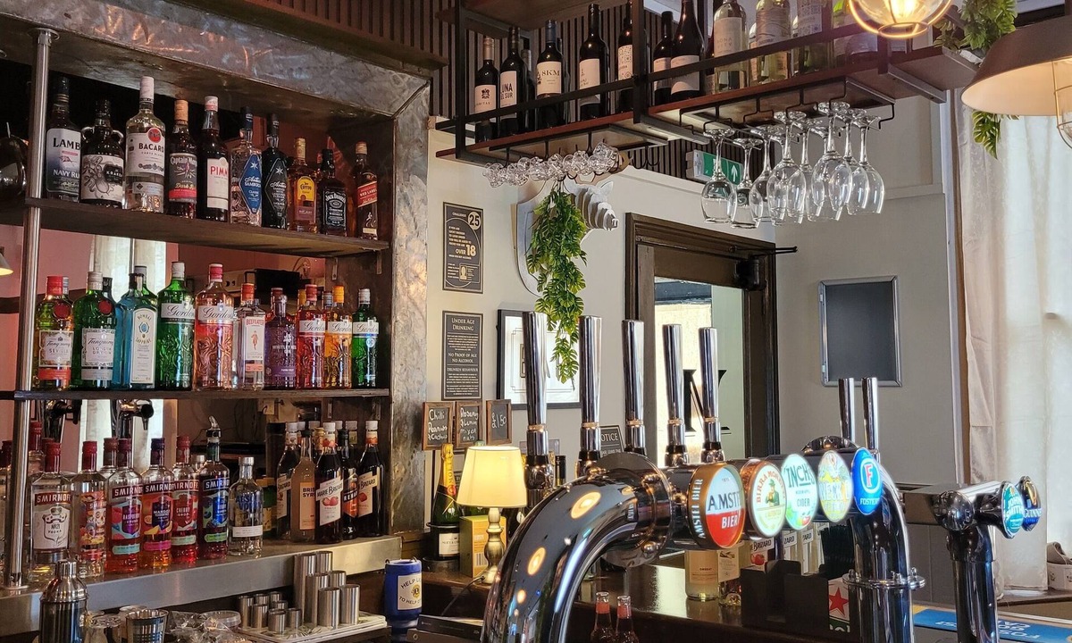 Alton Hotel | The Market Hotel