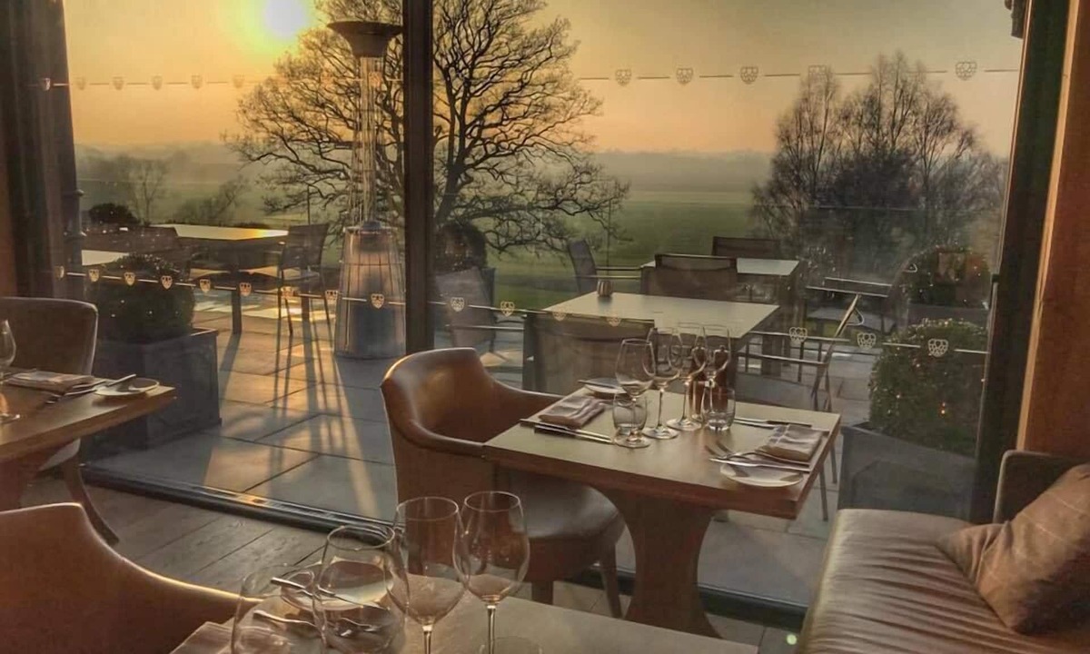 Layham Hotel | The Marquis