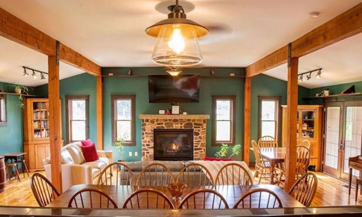 Rockbridge Baths House | The Maury River House: A Luxury Country Experience