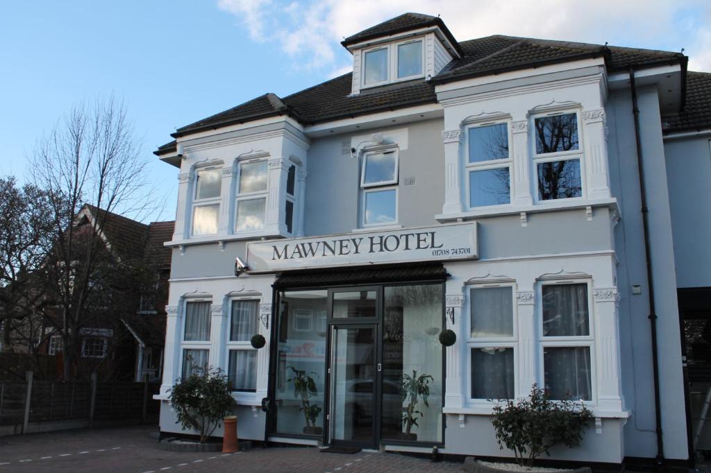 Brooklands Hotel | The Mawney Hotel