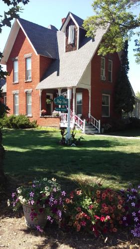 Elgin Bed & Breakfast | The Mays Place Bed and Breakfast