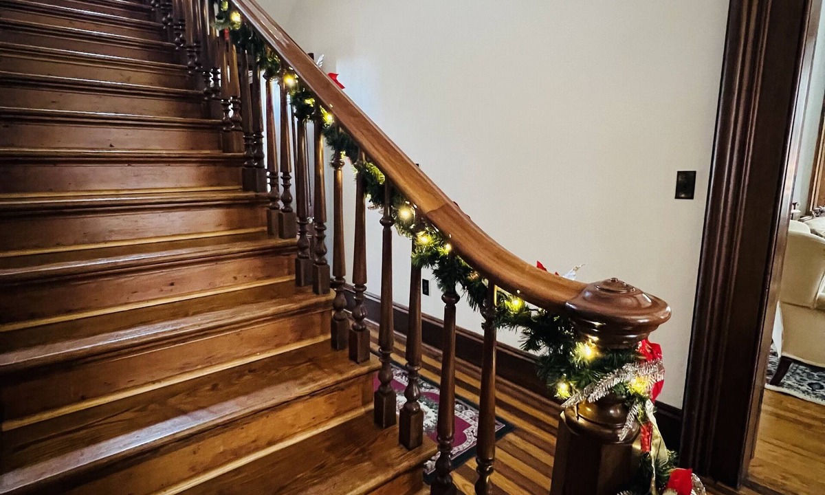 Olney House | The McClure Guesthouse and Venue