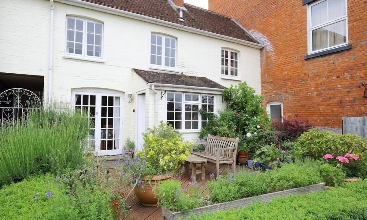 Tisbury Cottage | The Mews Cottage