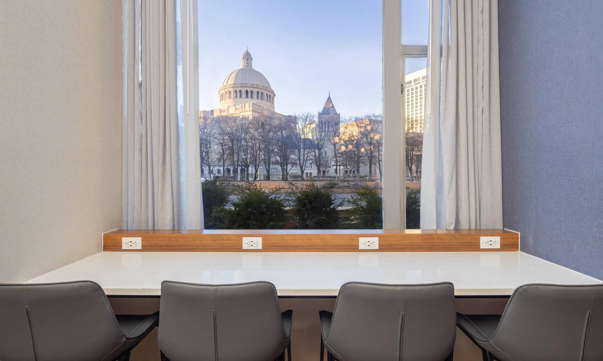 Prudential - St. Botolph Hotel | The Midtown Hotel MOD Collection by Sonesta