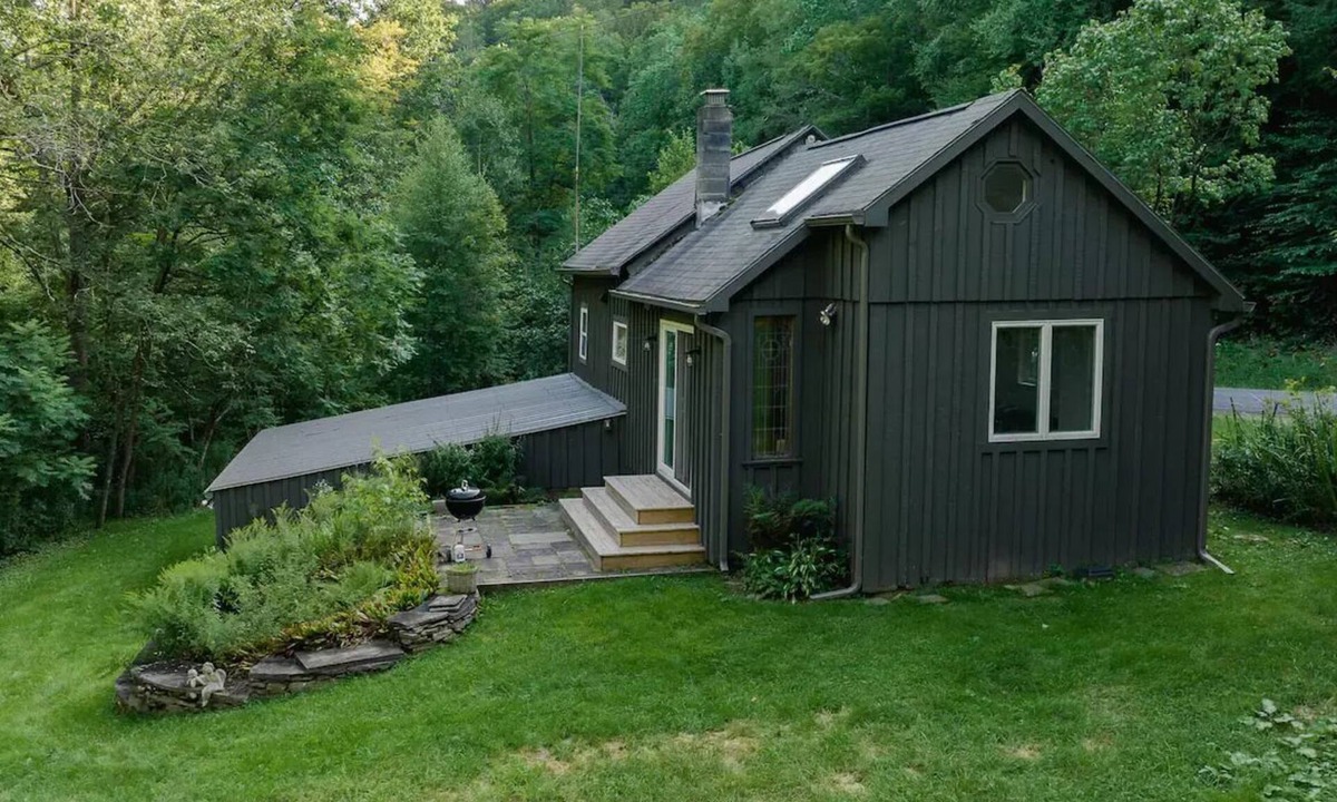 Hamden House | The Mill House: An Enchanting, Stream-Side Retreatn