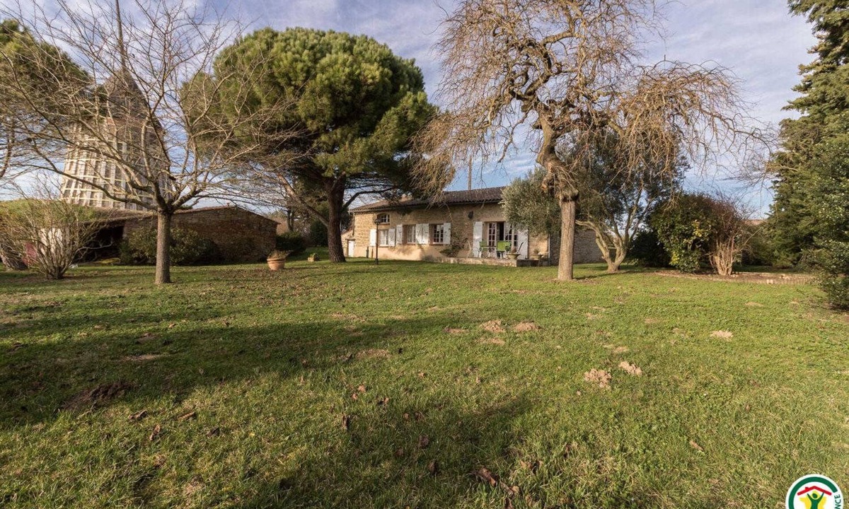 Cambiac House | The Millers' House