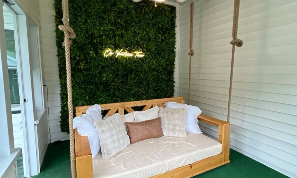 Warrensburg House | The Milton House – Adirondack