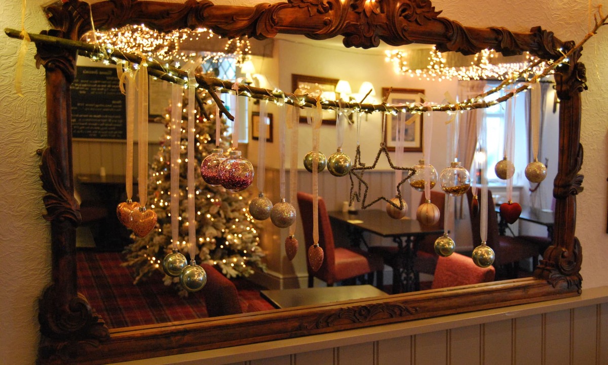 Eyam Hotel | The Miners Arms