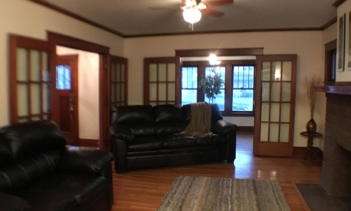 Niagara Falls House | The Mirabella, Walk to the FALLS!
