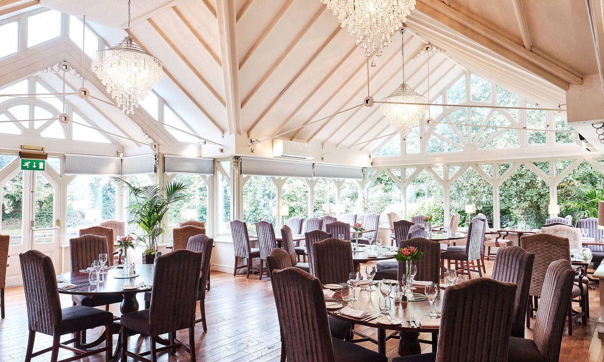 Acton Trussell Hotel | The Moat House