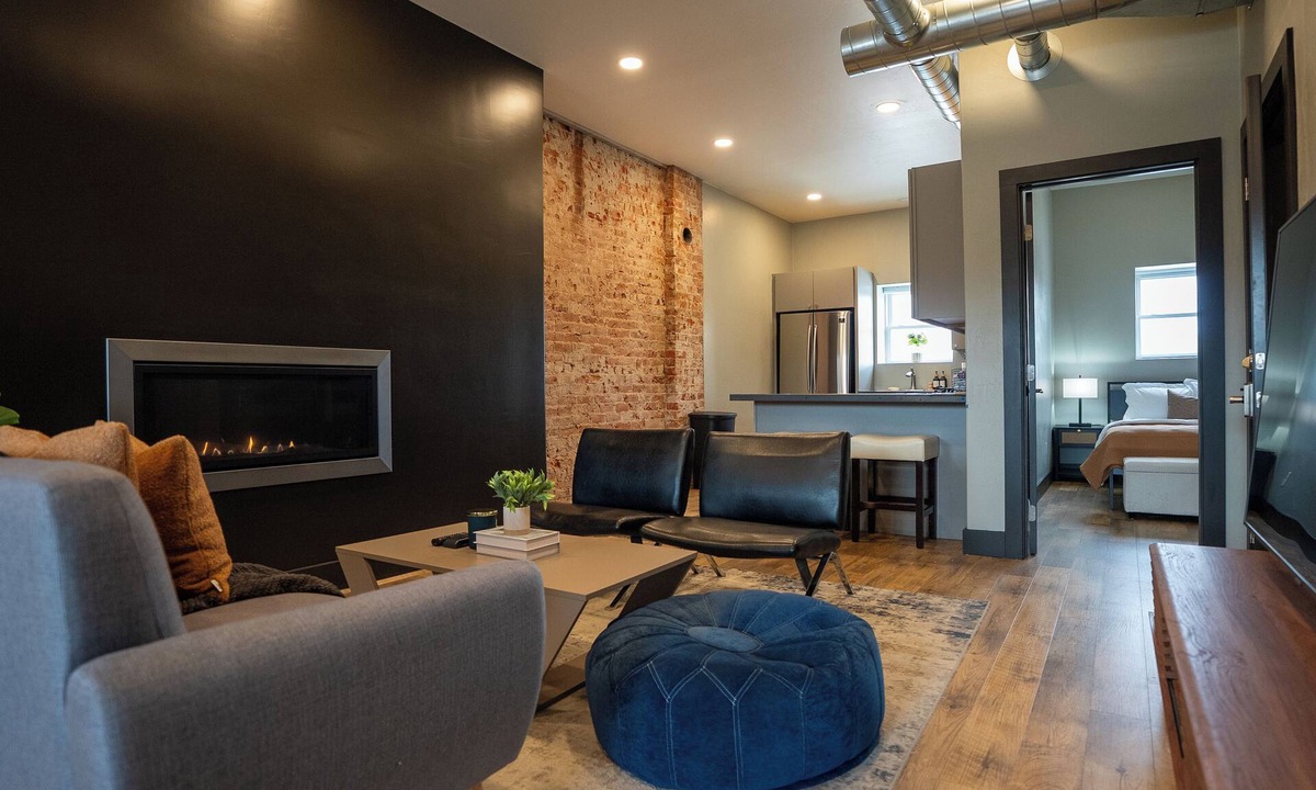 Buffalo Apartment | The Modern Loft at the foot of the Bighorns