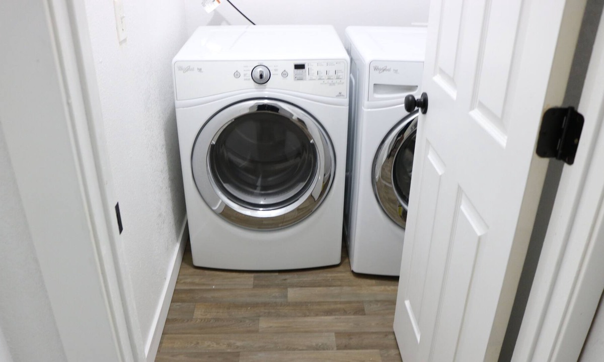 University Place House | The Modern Oasis