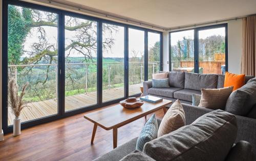 Chittlehamholt House | The Mole Resort - Lodges