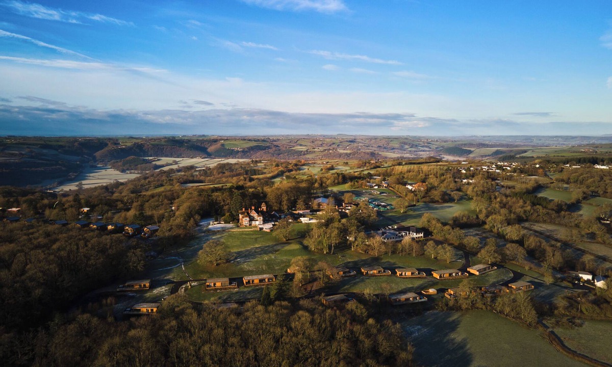 Chittlehamholt Villa | The Mole Resort - Lodges