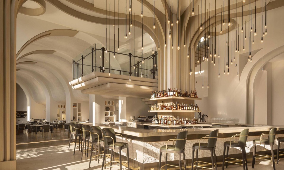 Downtown San Antonio Hotel | The Monarch San Antonio, Curio Collection By Hilton