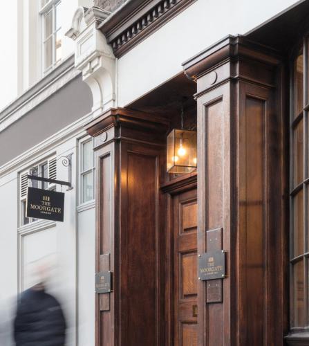 Coleman Street Apartment | The Moorgate by COVE