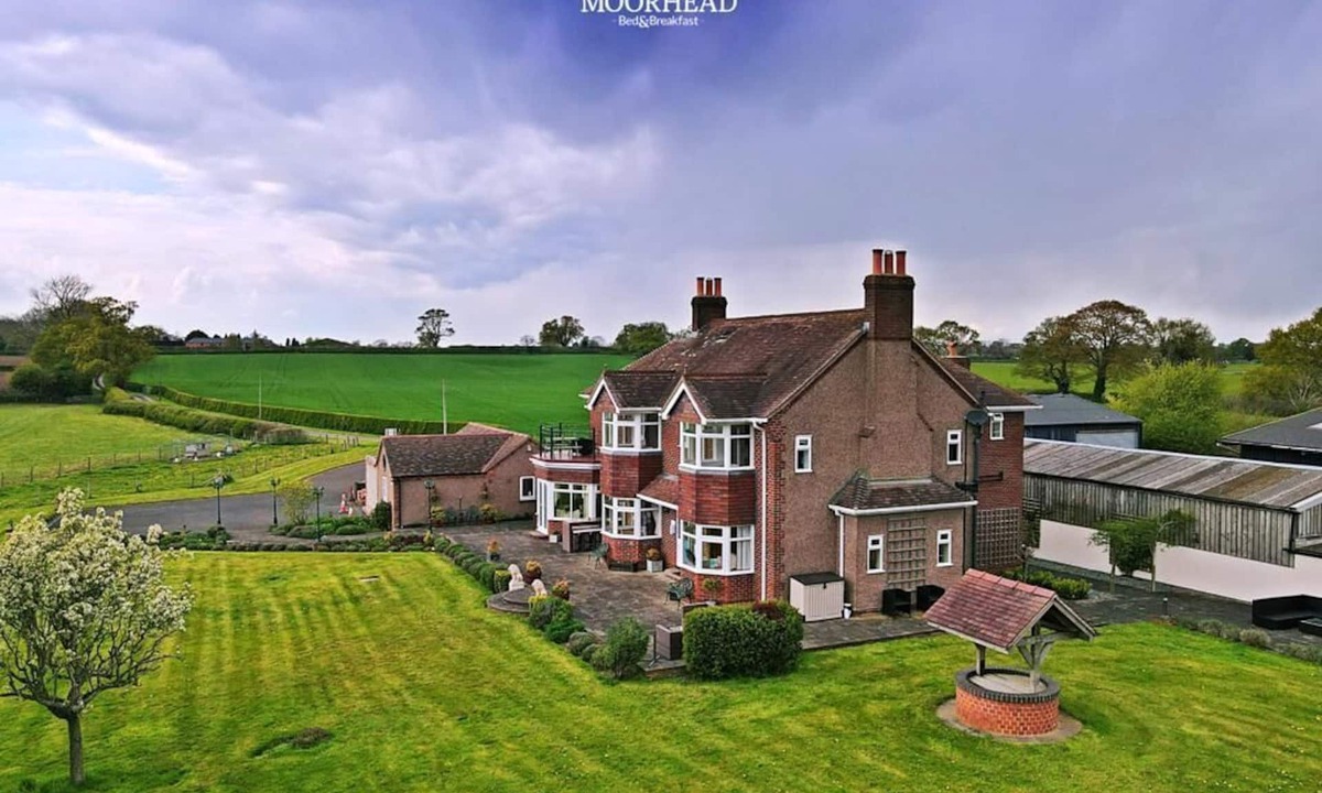 Loppington Bed & Breakfast | The Moorhead Bed & Breakfast