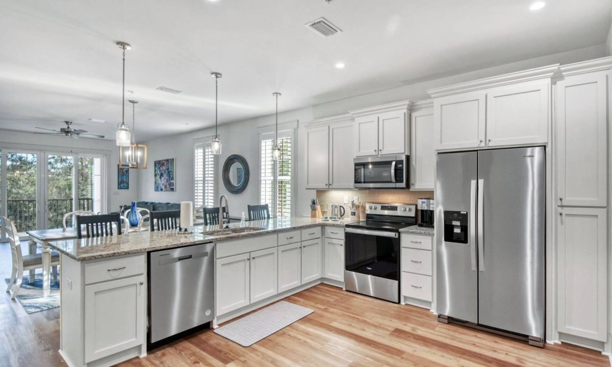 Jekyll Island Condo | The Moorings 107 Beautiful Marsh Front Condo!