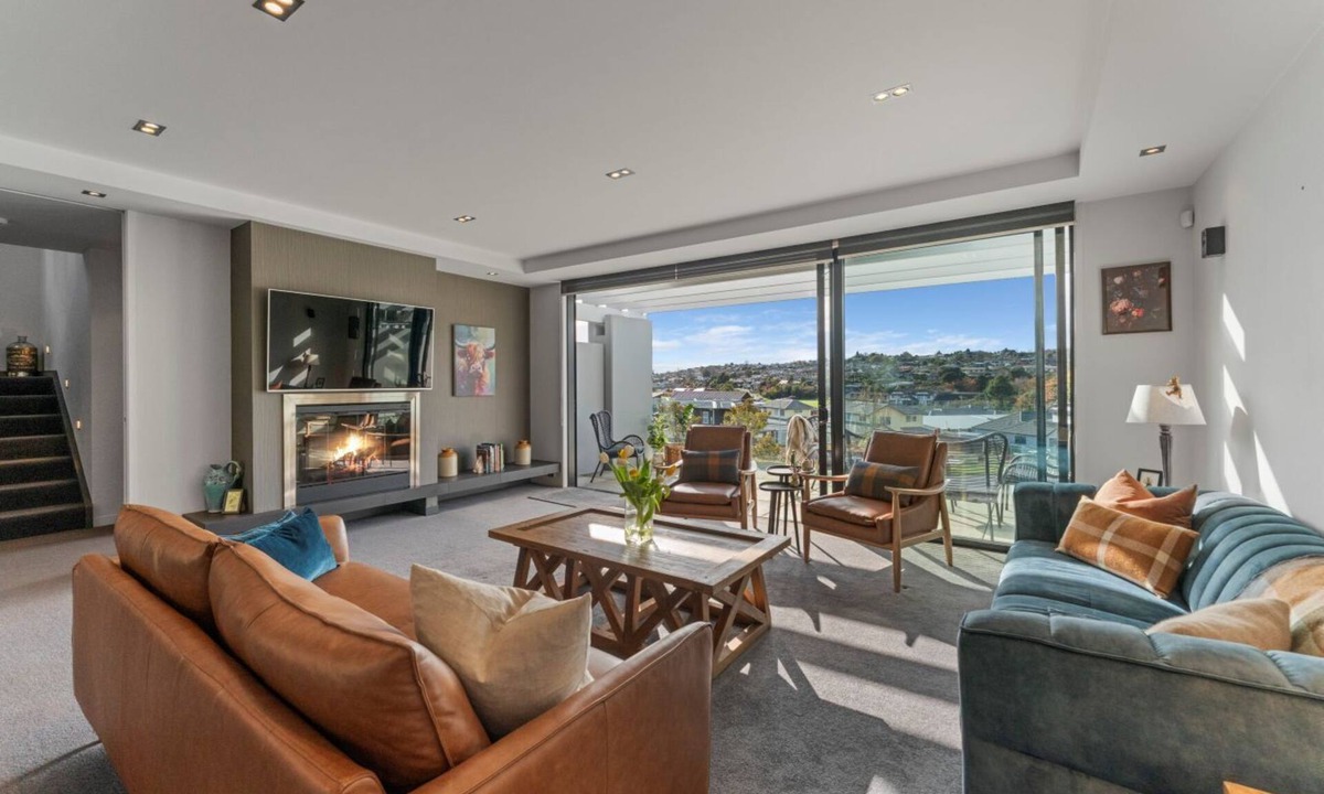 Two Mile Bay Apartment | The Moorings Apartment 5