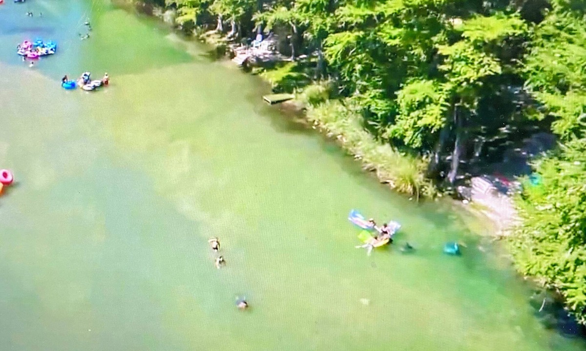 Sabinal House | The Most Beautiful Private Riverfront in Concan~River Views, Float 2 Cabin!