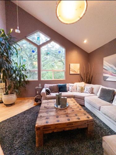 Corvallis House | The Mountain House