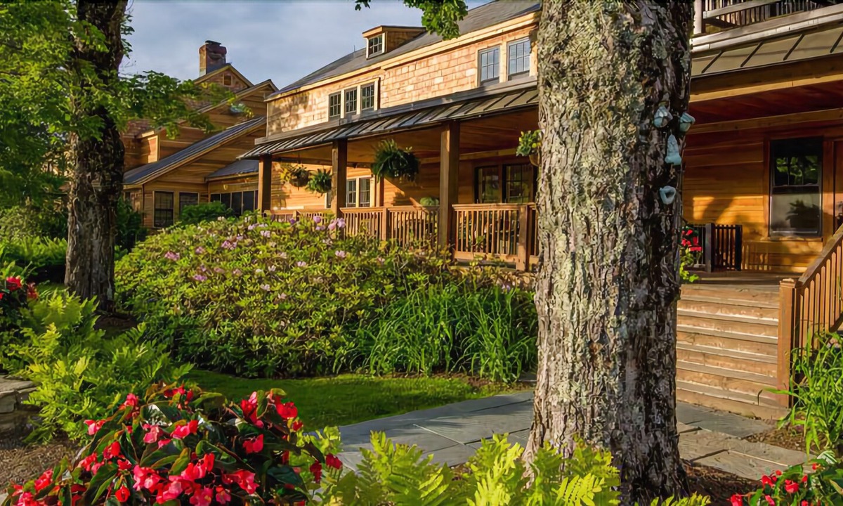 Chittenden Hotel | The Mountain Top Inn & Resort