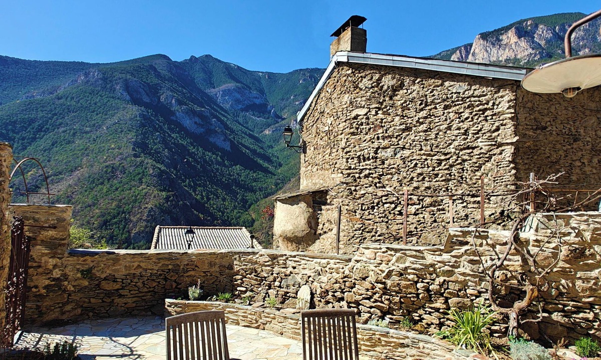 Nohedes Apartment | The Mountain Village Studio Nohèdes