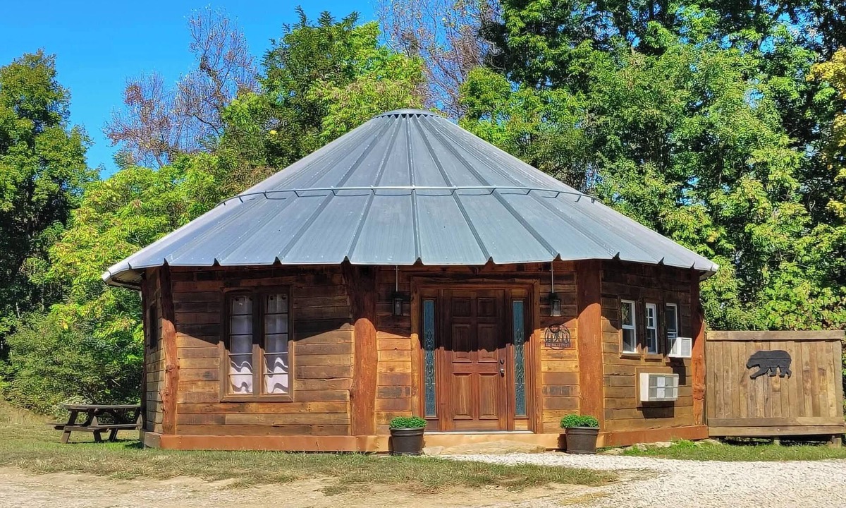 Genoa Cabin | The Mountaineer Rustic Yurt