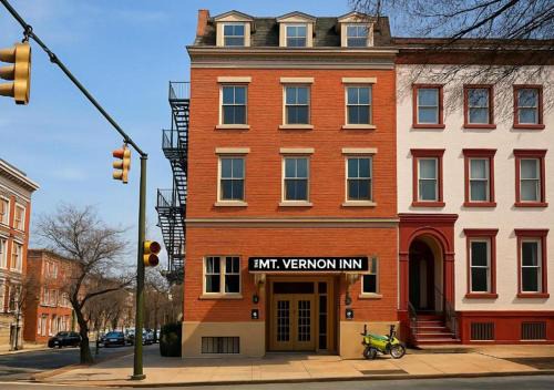 Mount Vernon Hotel | The Mt Vernon Inn