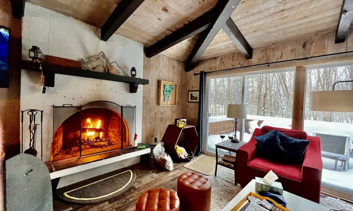 Stratton and Bromley Ski Areas House | The Mushroom House of Manchester Vermont