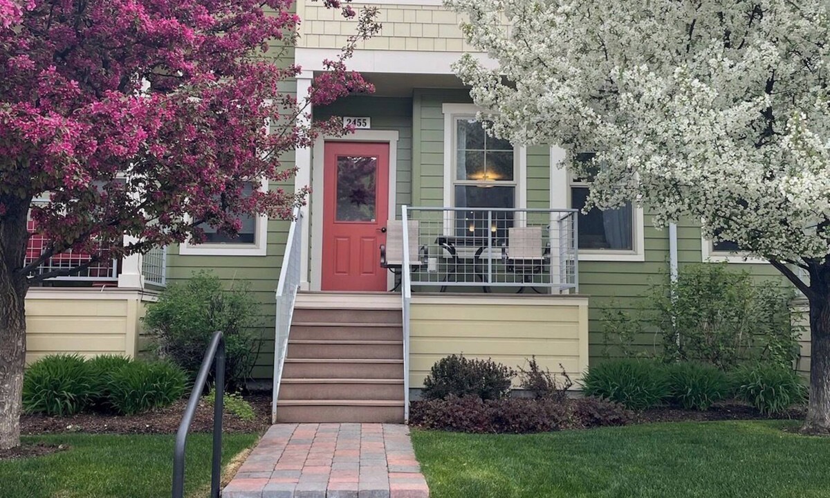 Hailey House | The Music House at Sweetwater 2BD 2BA Condo - Hot Tub, Pool, & lots of adventure