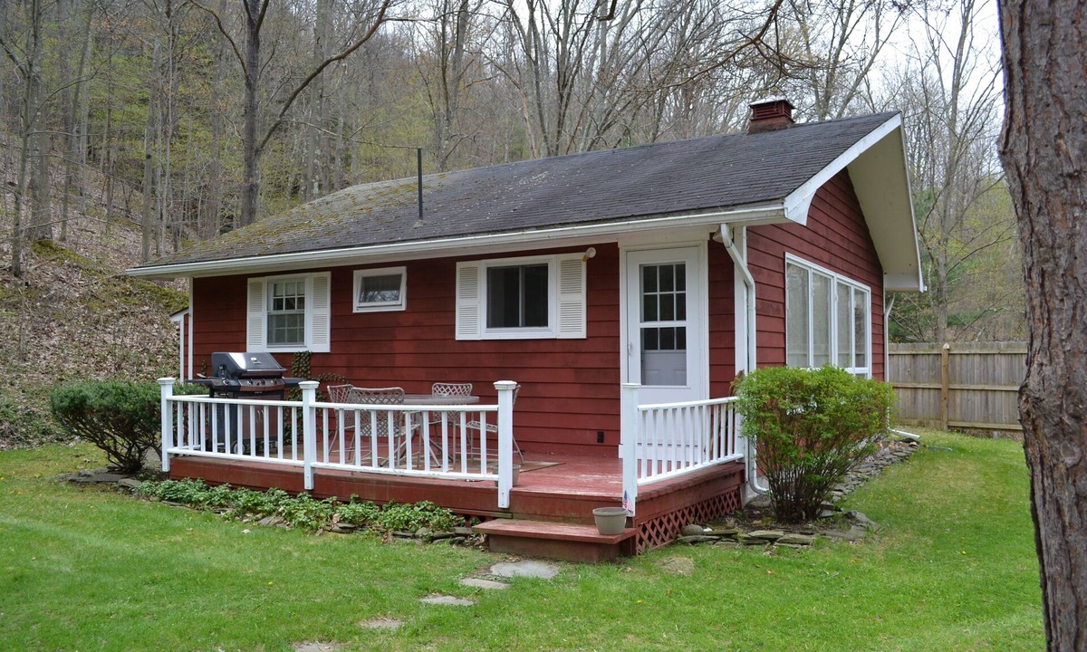 Naples Cottage | The Naples Trailhouse - Finger Lakes Nature Escape