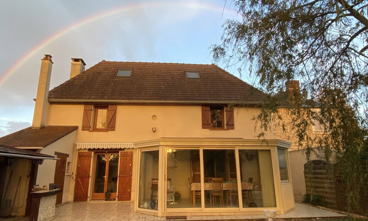 Notre-Dame-de-l'Isle House | The Nebula