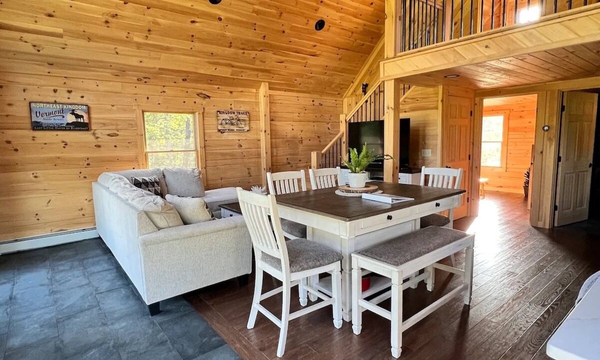 East Haven Cabin | The NEK Log Cabin