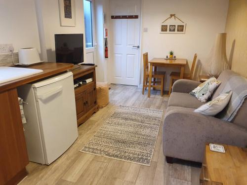 Needingworth Apartment | The Nest