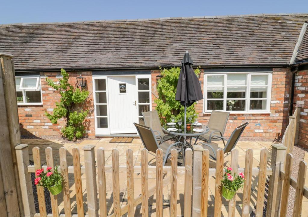 Sutton Cheney House | The Nest