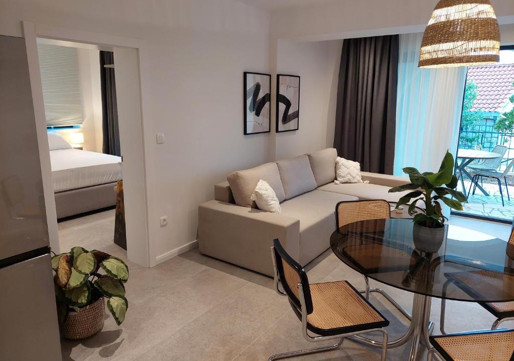 Plat Apartment | The Nest