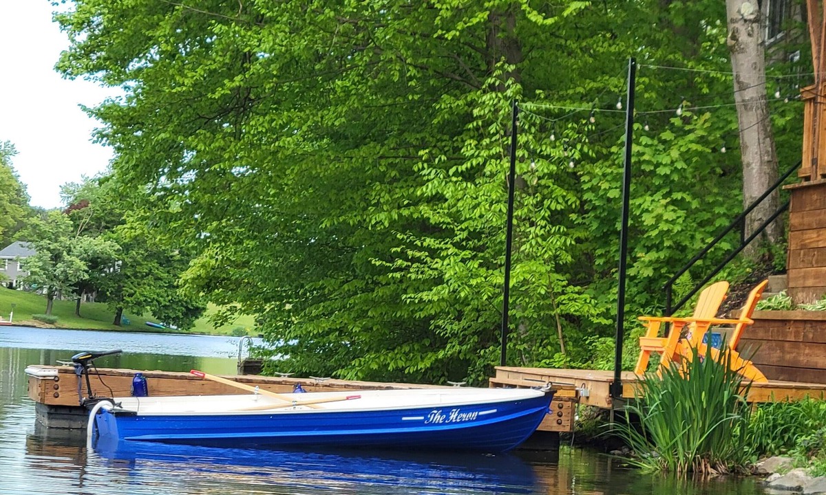 Virginville Cabin | "THE NEST" @ the lake.