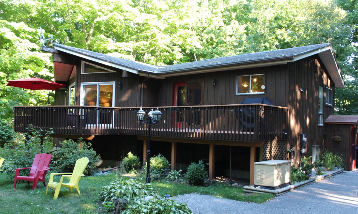 Lafontaine Cottage | The Nest - walking distance to the most beautiful beaches!