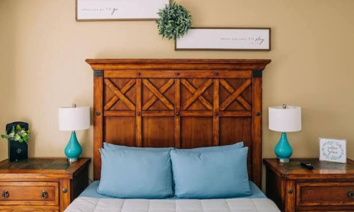 Amarillo House | The Nesting Place- Near the Medical District