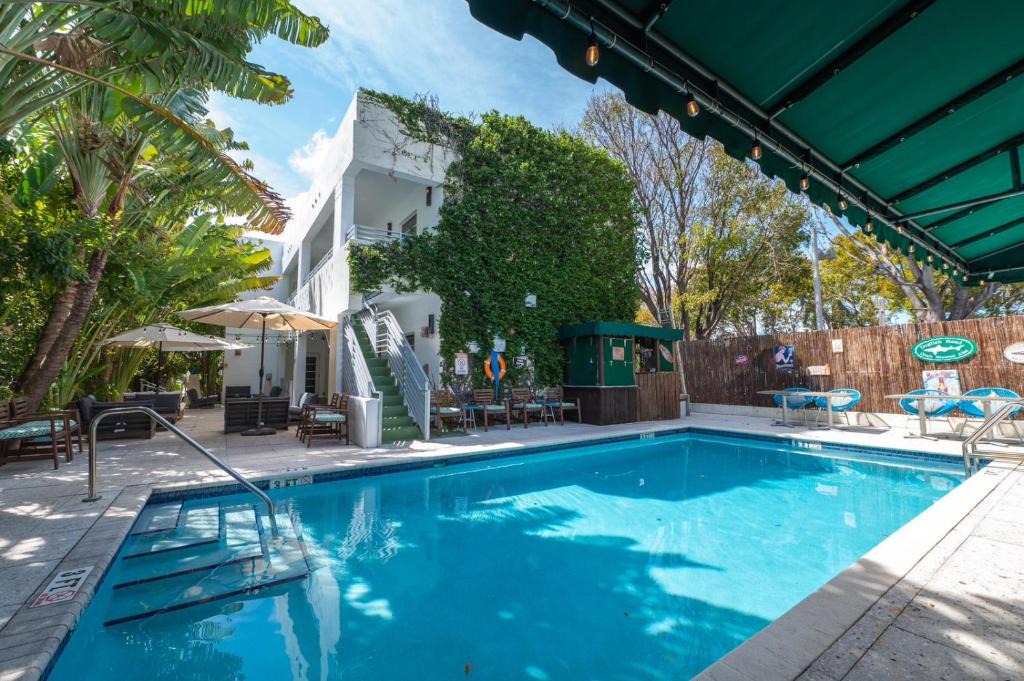 North Beach Apartment | The New Hotel
