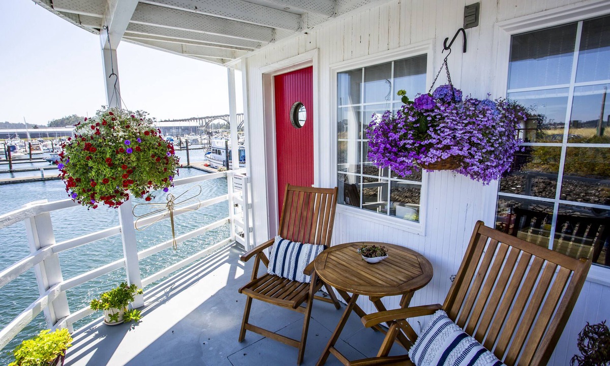 Newport Bed & Breakfast | The Newport Belle