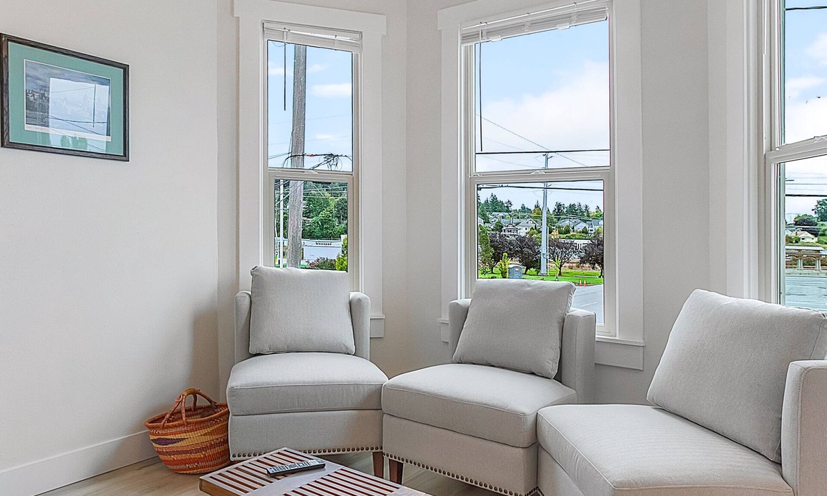 Stanwood Apartment | The Night Owl Perch