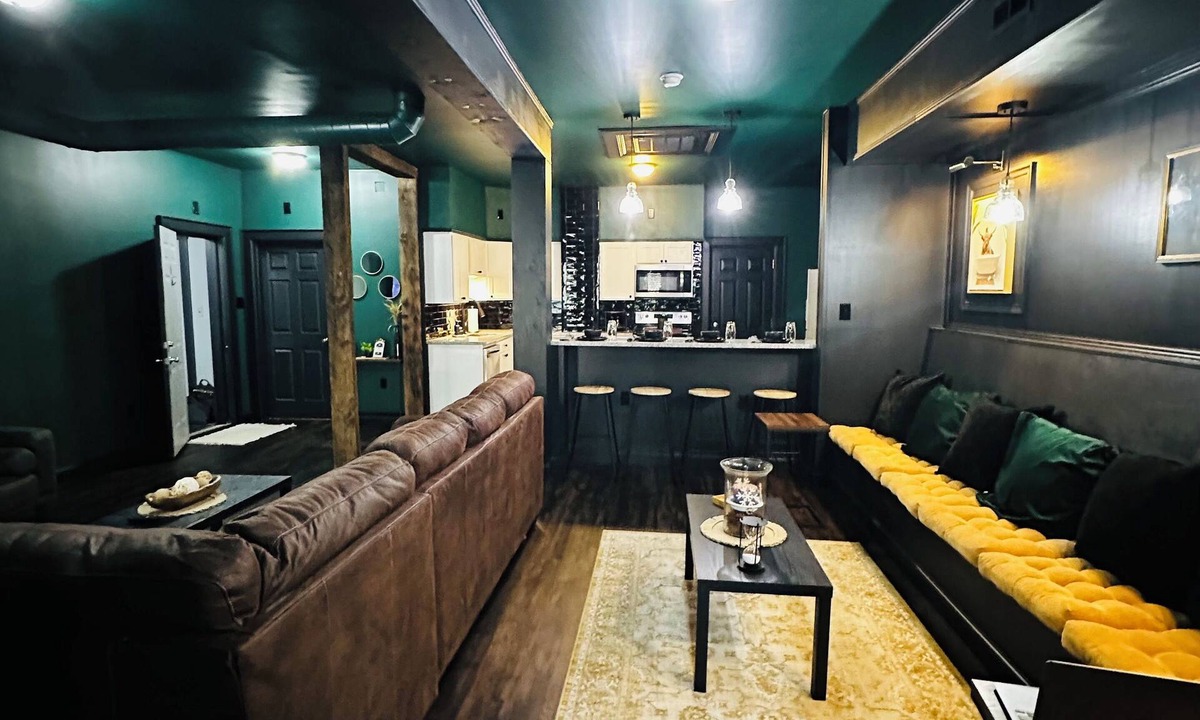 Williamsport Apartment | The Nightcap - Luxe 2BR - Downtown Williamsport